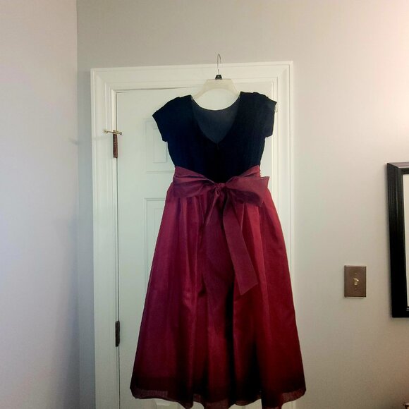 Susanne Lively Designs Holiday girls dress size 12 - Picture 2 of 4